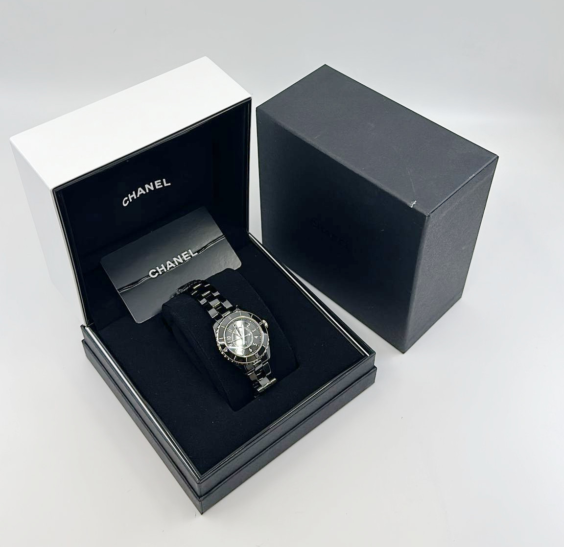 Chanel J12 ref:H5695 , Ceramic & Steel, Chanel Box & Papers, 7/2024