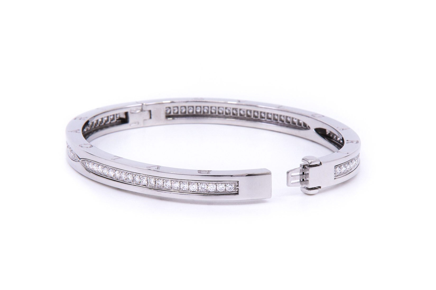 Bracciale Bulgari in oro bianco 18kt. di gr. 30,2 con diamanti