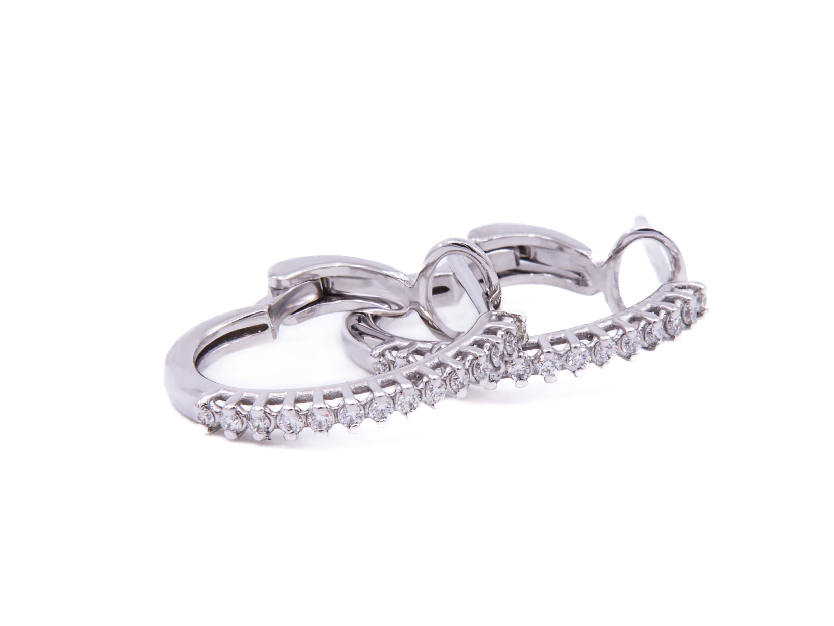 Orecchini Cerchi circa ct. 0.50, oro bianco 18kt, gr. 4.5