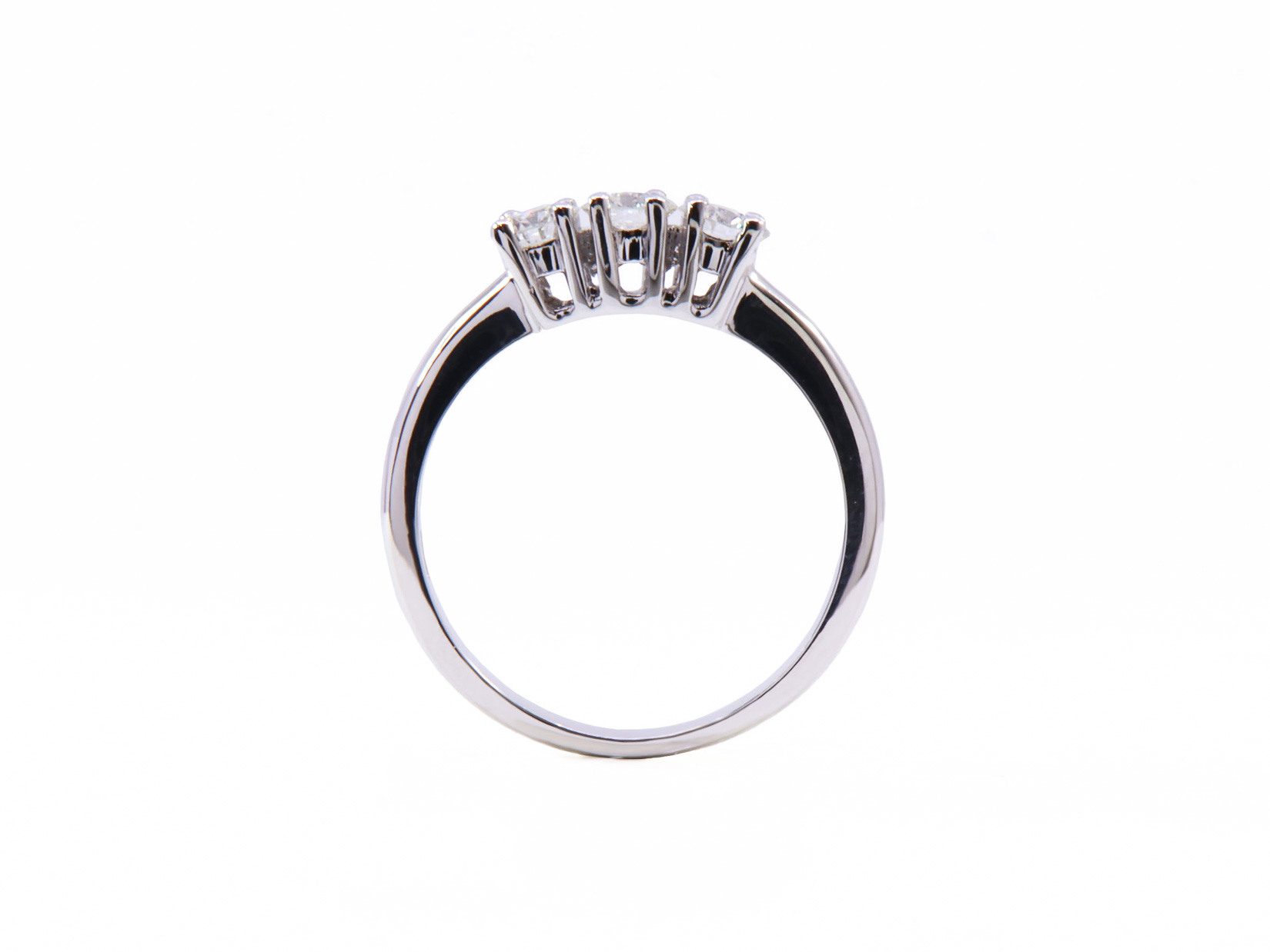Anello trilogy in oro bianco 18Kt grammi 3,7