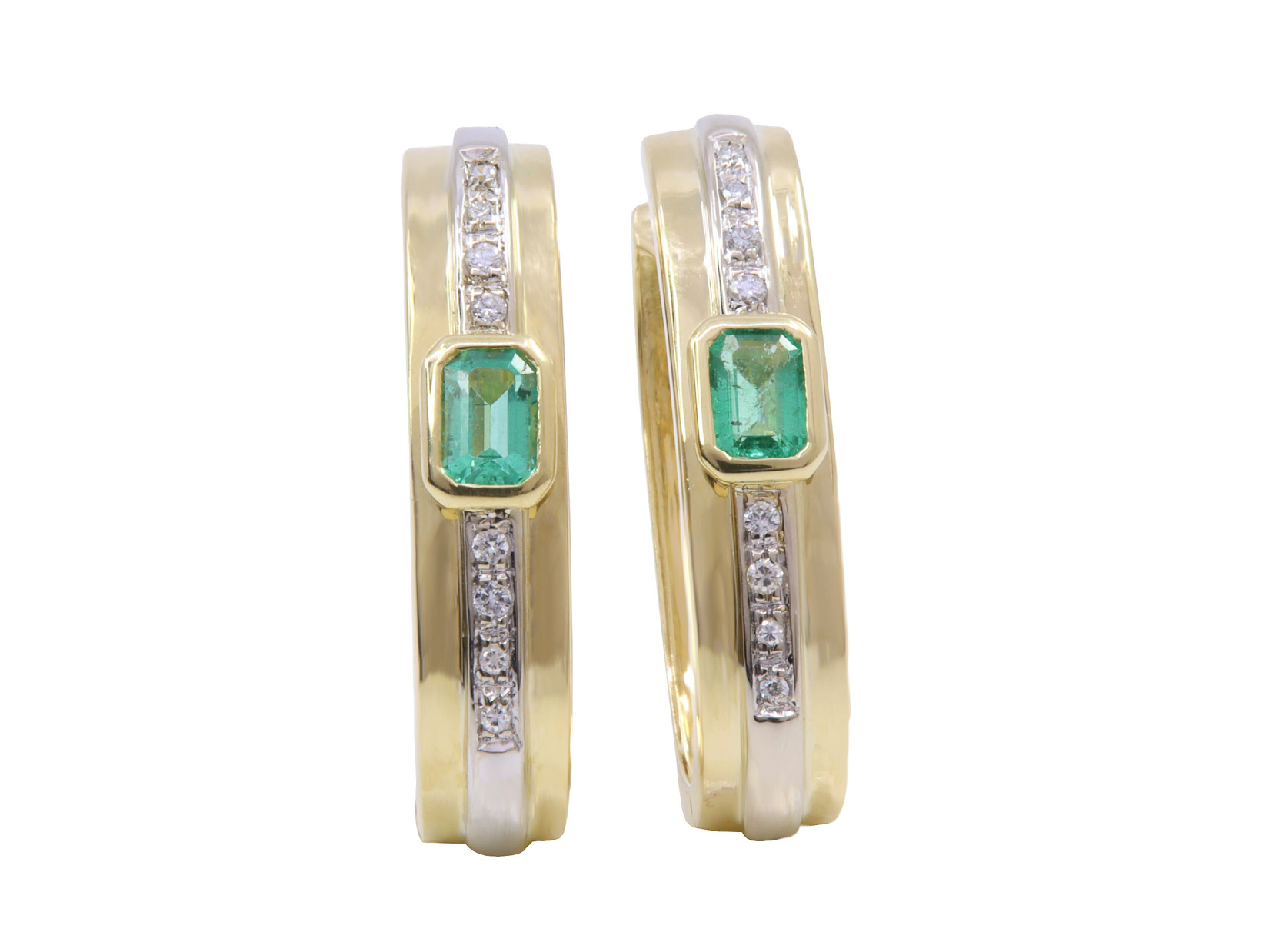 Orecchini ovali in oro giallo 18 kt. con brillantini e pietre verdi  di grammi 11,4