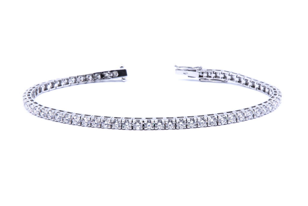 Bracciale tennis con brillanti di carati 2.32 - Colore F/G - Purezza VVS - Collezione Favignana - oro bianco 18Kt gr 9,7