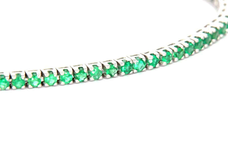 Palermo  Diamanti  Brillanti  Rubini  Smeraldi  Zaffiri  Solitari  Orecchini  Lusso  Fidanzamento  Matrimonio  Anniversario  Collane  Oro