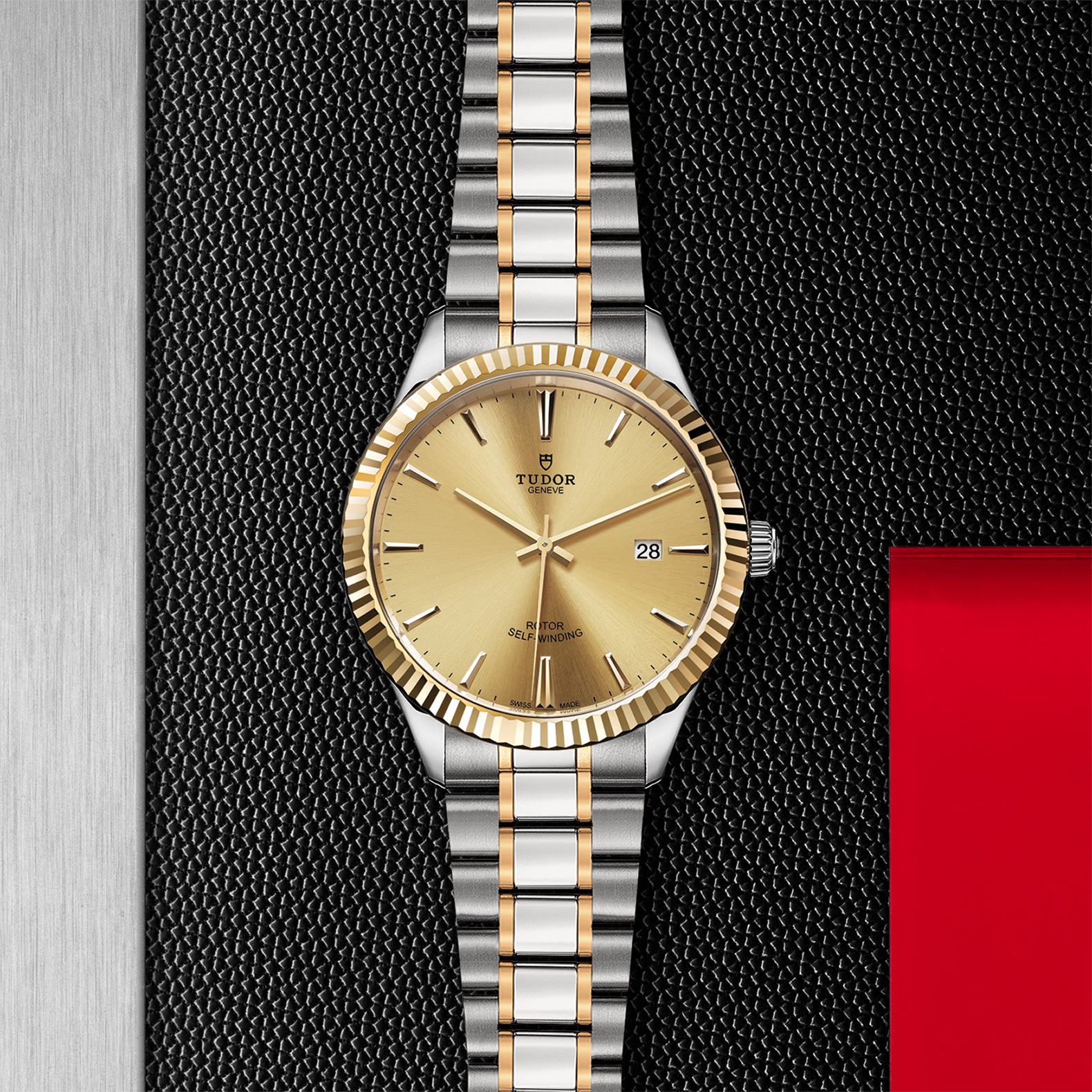 Tudor Style - M12713-0001