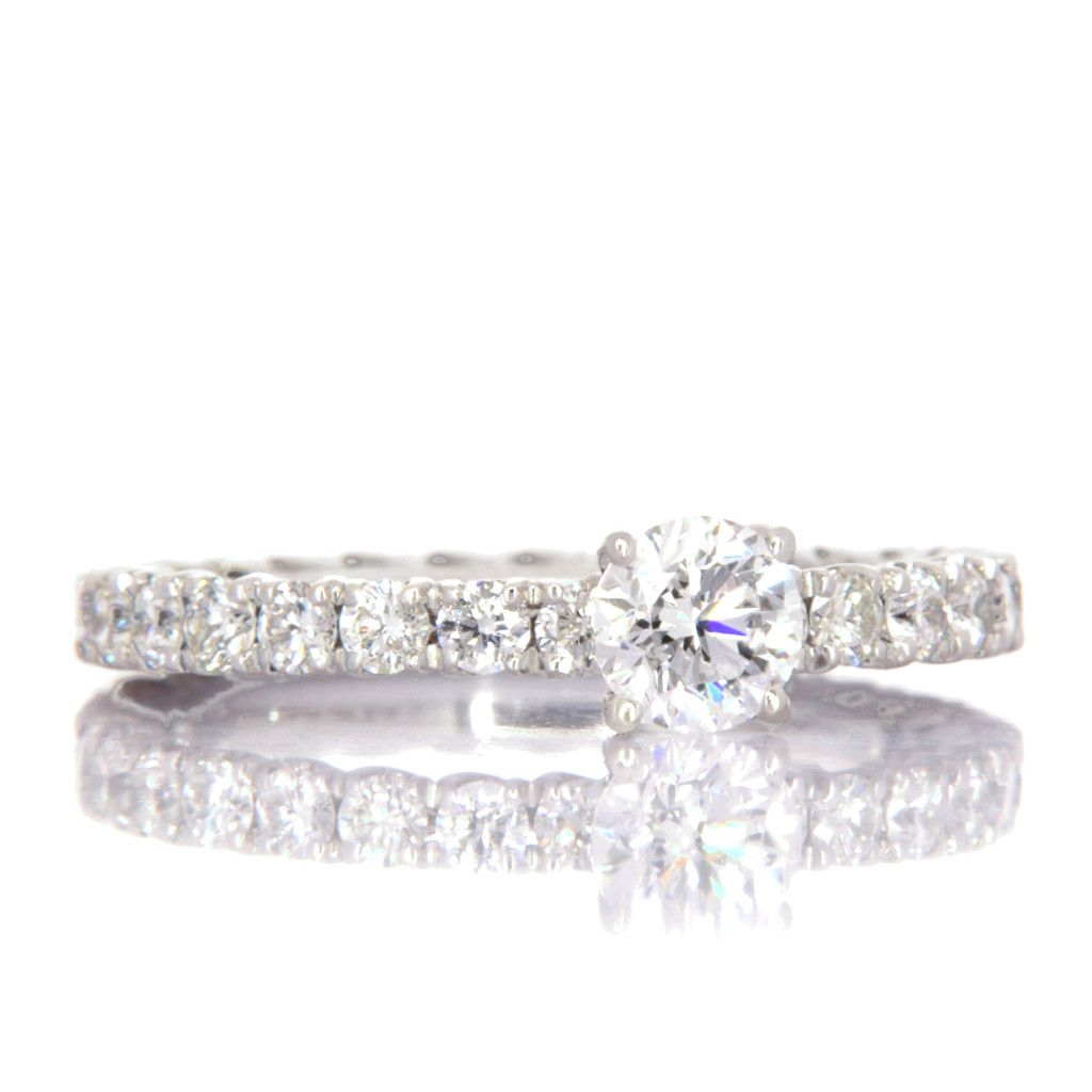 Collezione Pantelleria Solitario in oro bianco 18Kt gr ≃ 2,00 e giro brillanti 0,5kt F/G VVS
