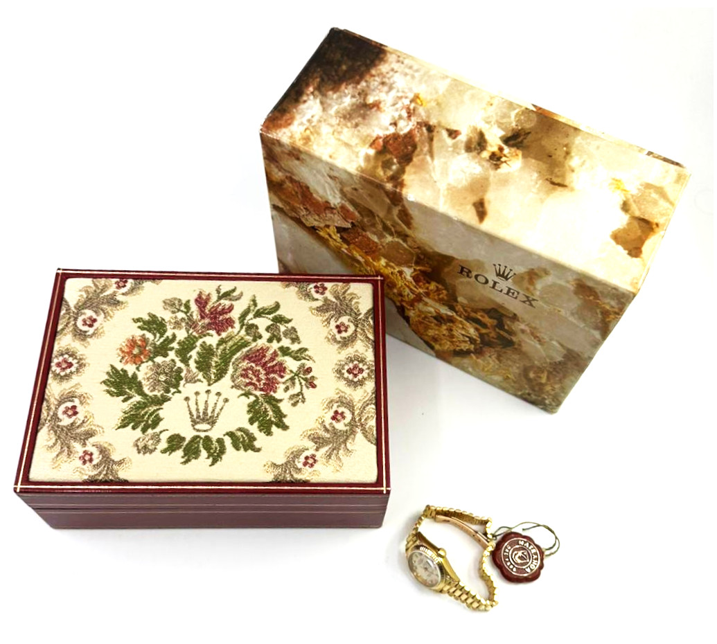 Rolex Lady Datejust ref:69238,Diamonds and 18Kt Yellow Gold, Rolex Box & Papers, 1992