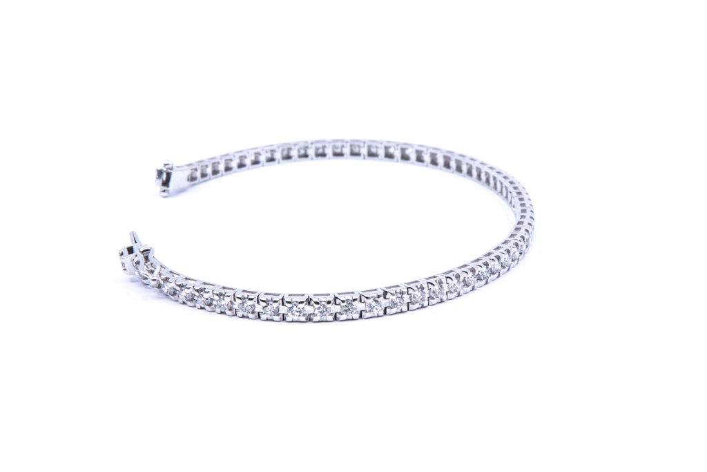 Bracciale tennis con brillanti di carati 0,65 - Colore F/G - Purezza VVS - Collezione Levanzo - oro bianco 18Kt gr6,00