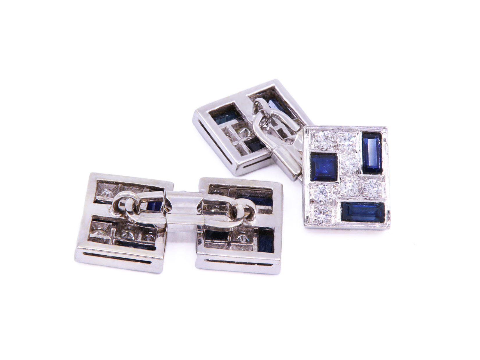 Coppia di gemelli oro bianco 18kt per gr. 13 ad euro 52,88 grammo 