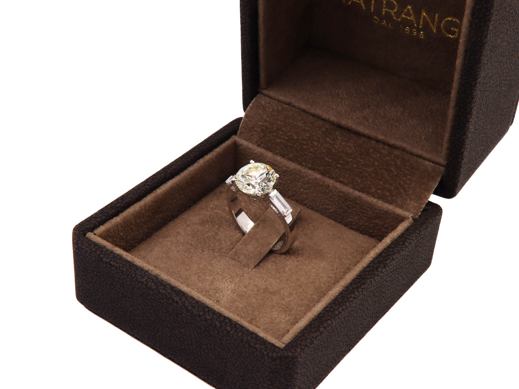 Anello con Brillante Naturale circa ct 3.00 taglio antico oro 18kt 