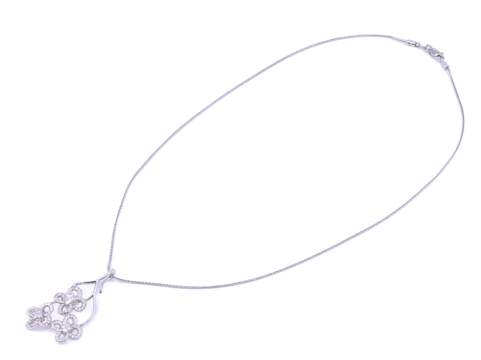 Pendente 3 fiori c/ brill G ct 0.95  ,95