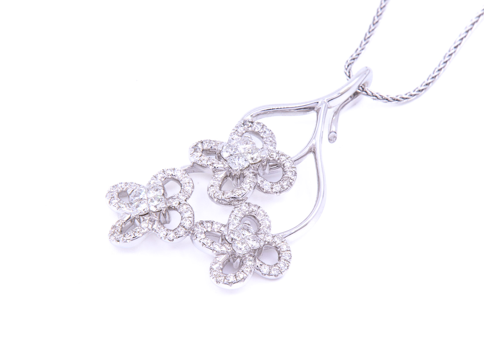 Pendente 3 fiori c/ brill G ct 0.95  ,95