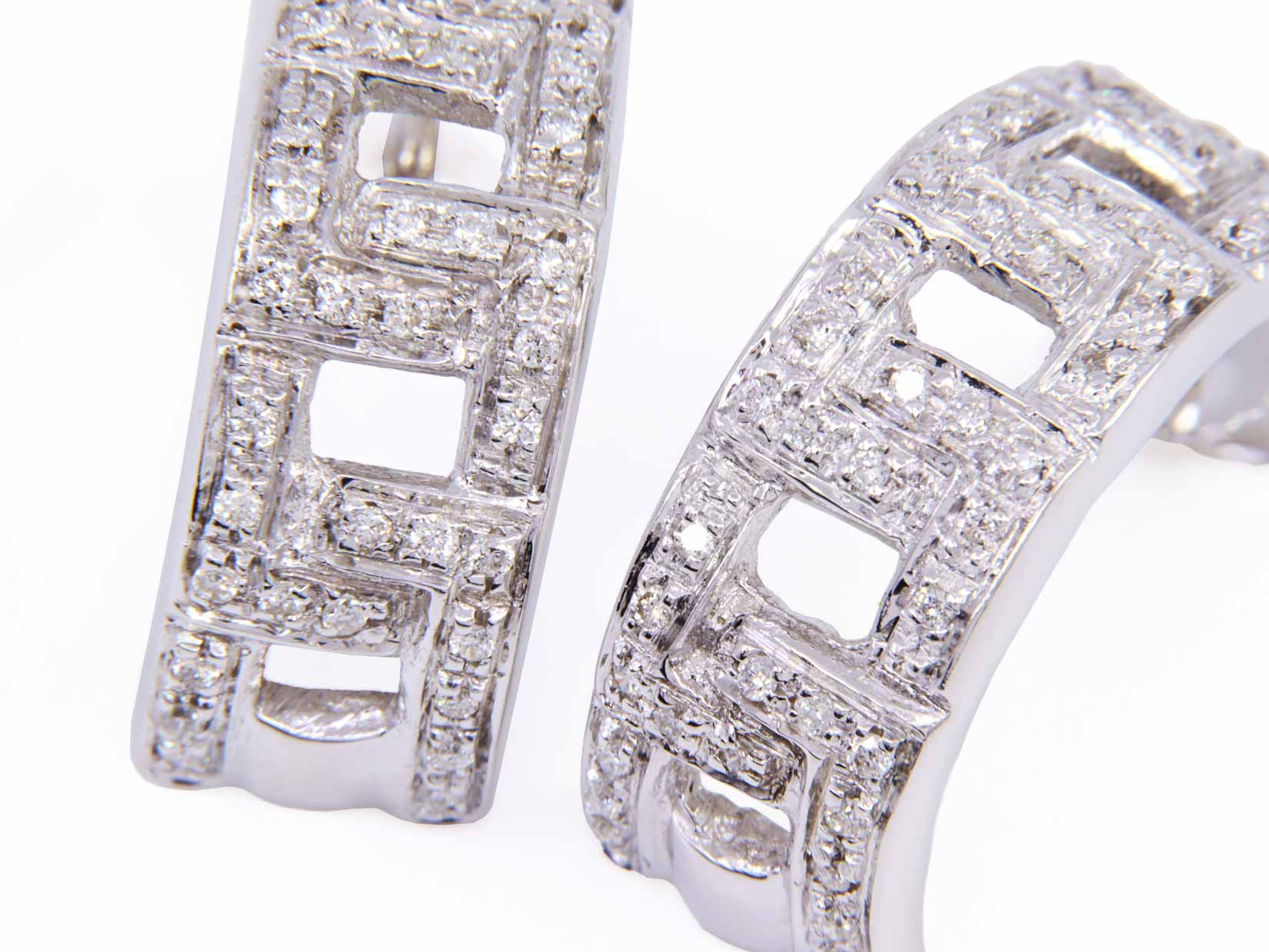 Orecchini semicerchi Br	Br. 0,40	gr7	G-VS1