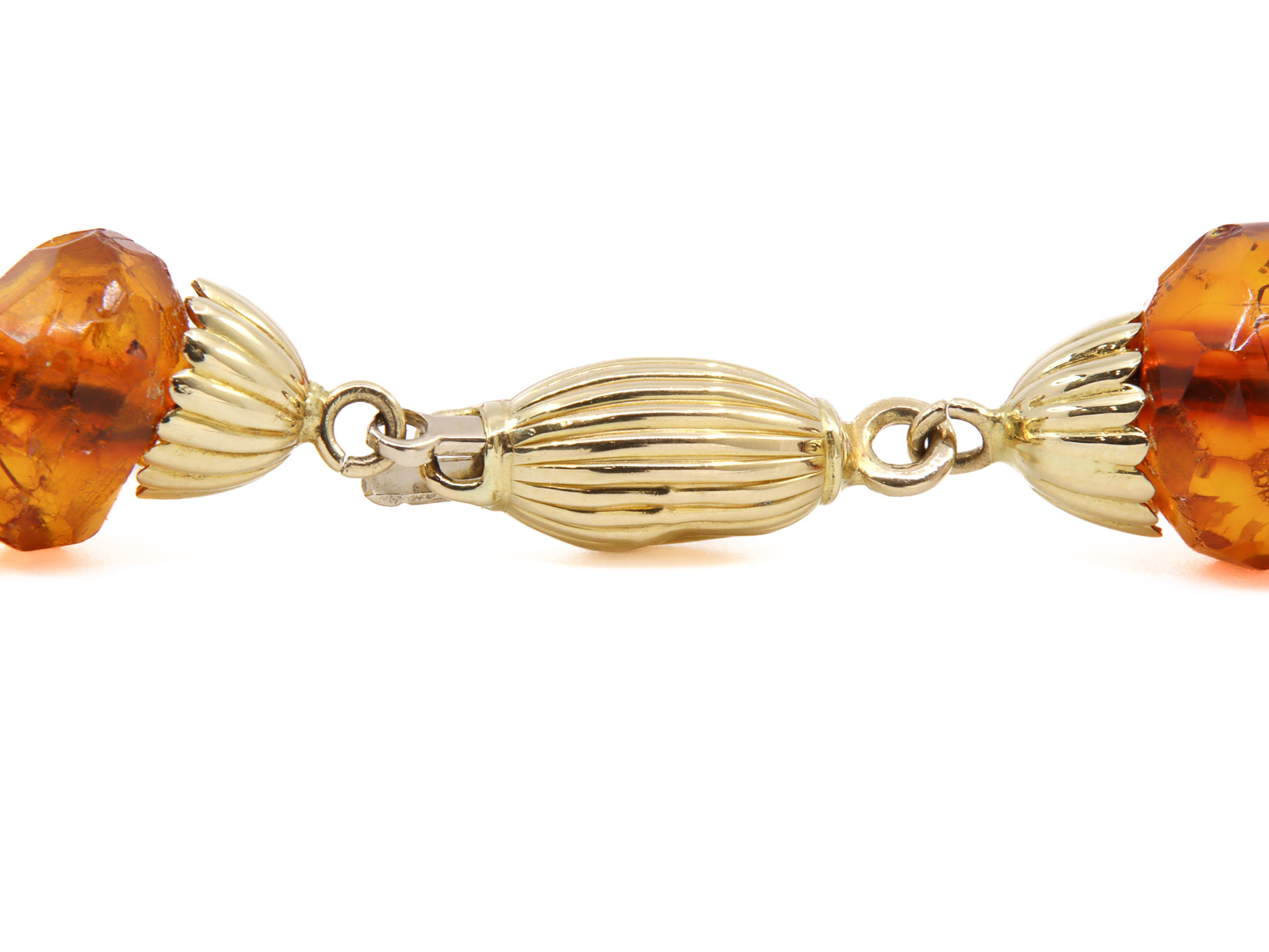 Collana Copale (Ambra Giovane) chiusura in oro giallo 18 Kt. 