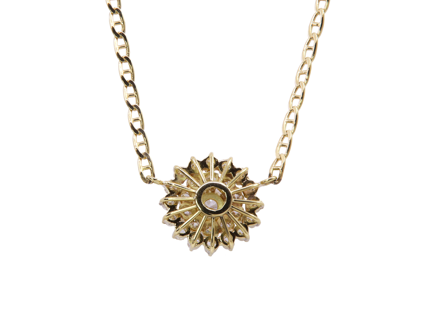 PENDENTE CON CENTRO ORO GIALLO 18KT CON BRILLANTE  CIRCA 0,40 CT.  E CONTORNO PICCOLI BRILLANTI gr. 8,5