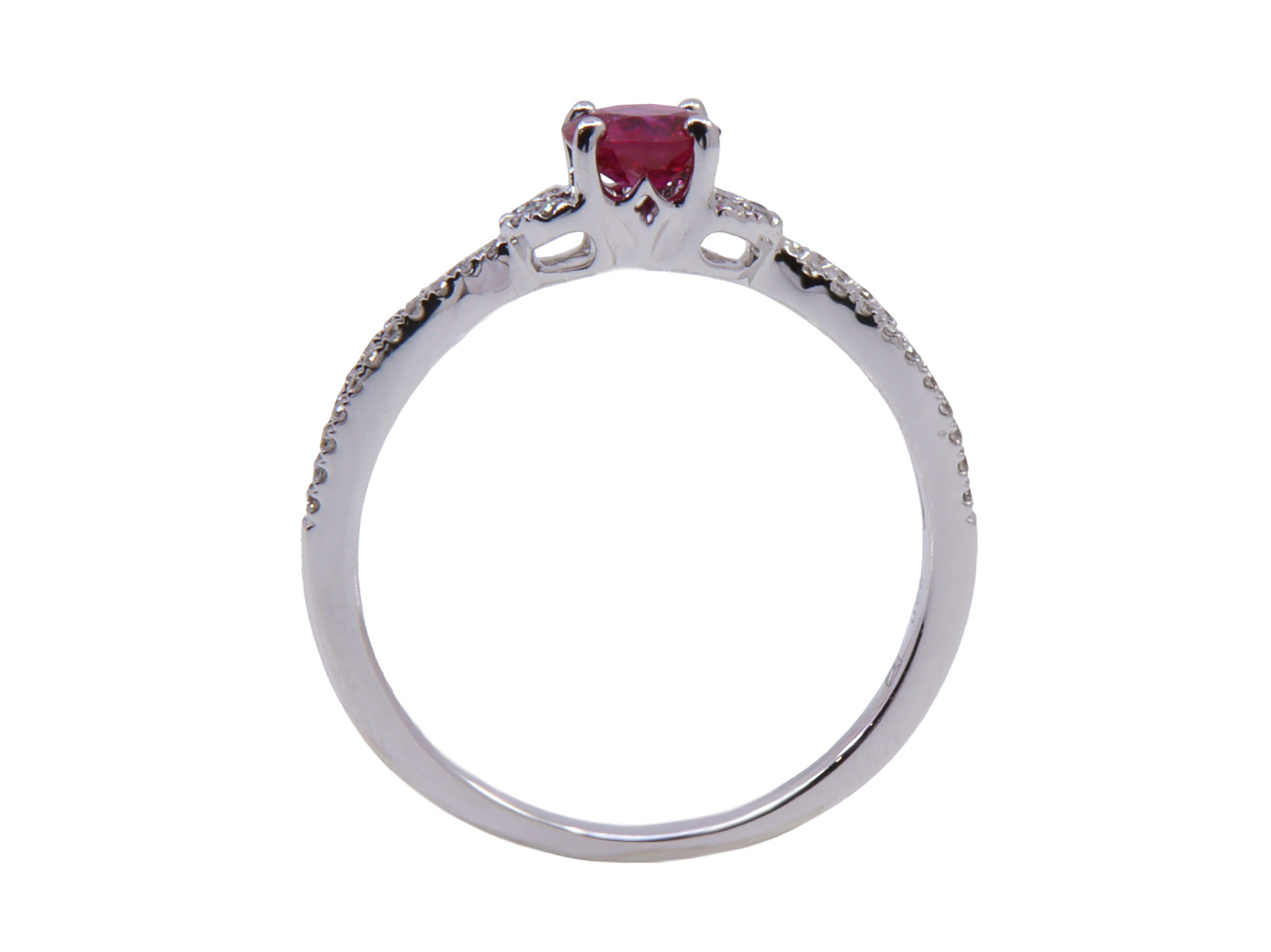 Anello in oro bianco con Rubino centrale ct.0,51 e Brillanti ct.0,15 F/G VVS-Gr.3
