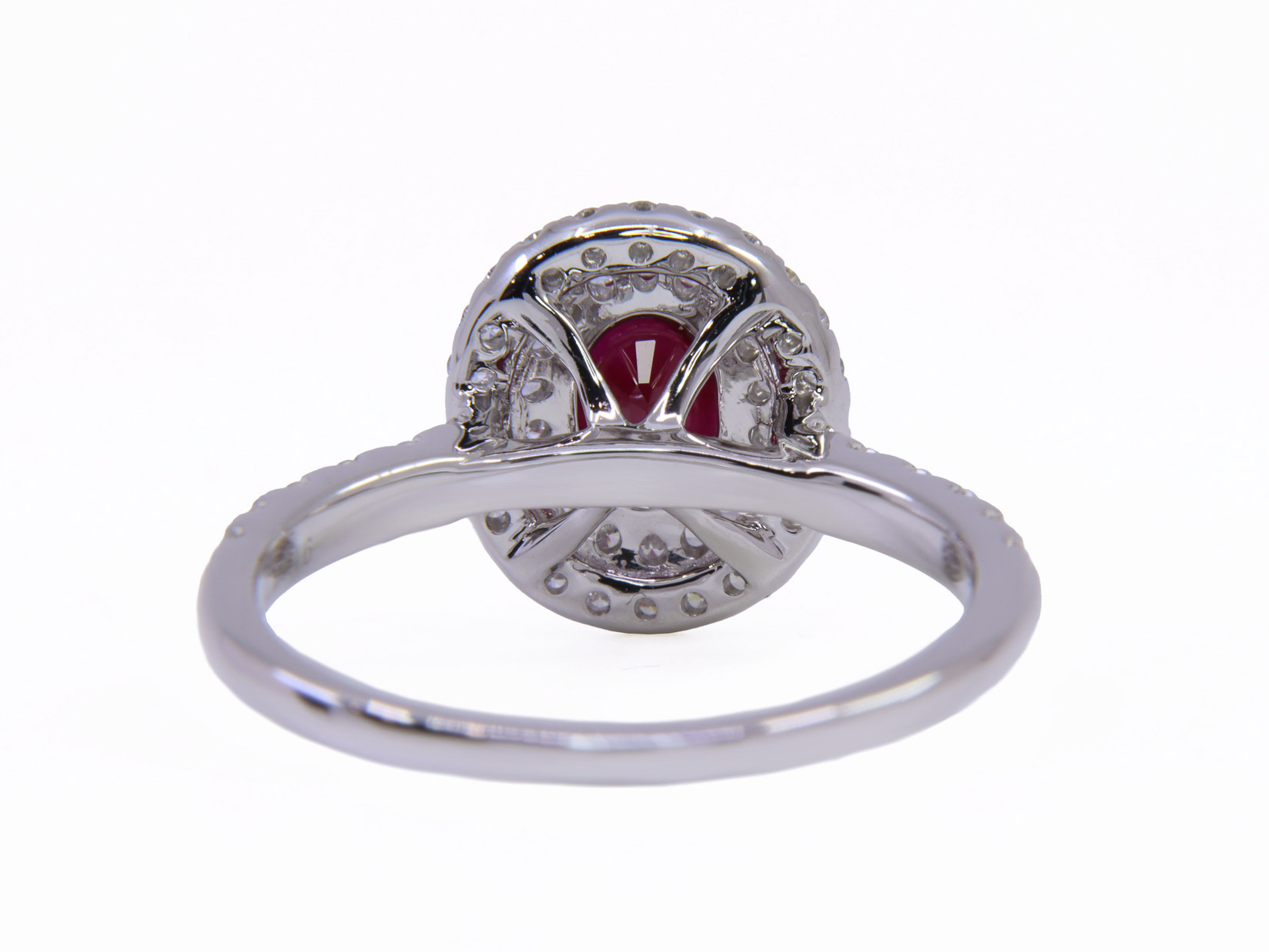 Anello - Rubino 0,78ct. brillanti 0,46ct. F/G-VVS in oro 18kt. 3,6gr