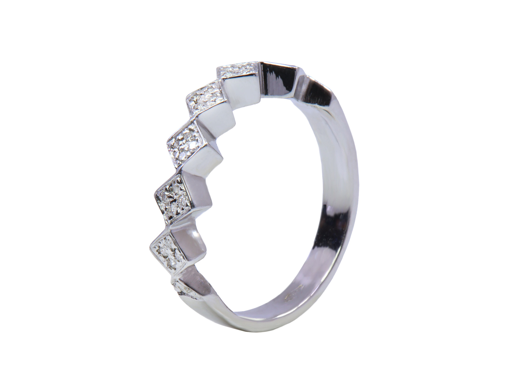 Anello - Brillanti 0,14ct. G-VS1 in oro 18kt. peso totale gr.4,00