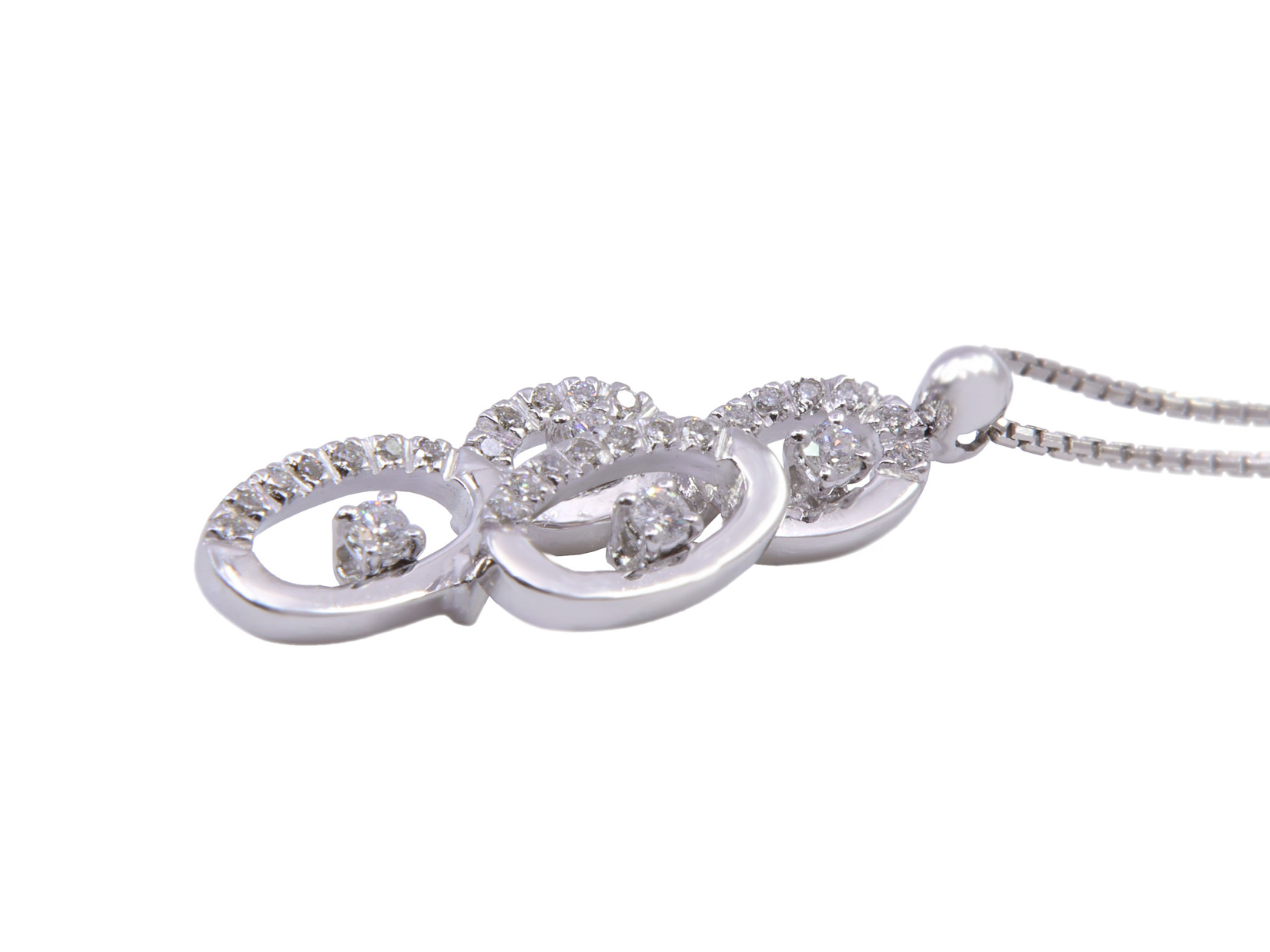 collana fantasia gr5,50